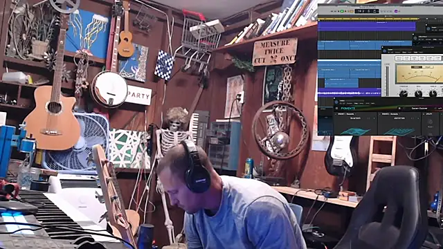 Snapshot of itsjameswebbscope chatting on 11, 9, 2025 itsjameswebbscope online show from 11, 9, 2025