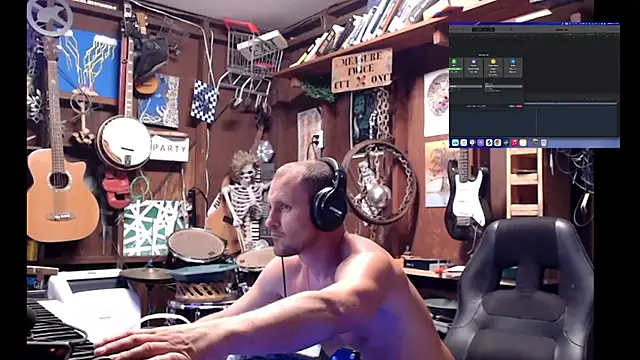 Snapshot of itsjameswebbscope chatting on 27, 9, 2025 itsjameswebbscope online show from 27, 9, 2025