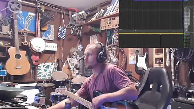 Snapshot of itsjameswebbscope chatting on 3, 10, 2025 itsjameswebbscope online show from 3, 10, 2025