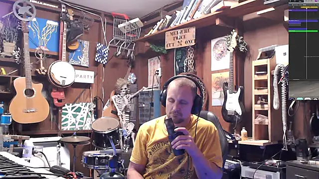 Snapshot of itsjameswebbscope chatting on 6, 10, 2025 itsjameswebbscope online show from 6, 10, 2025