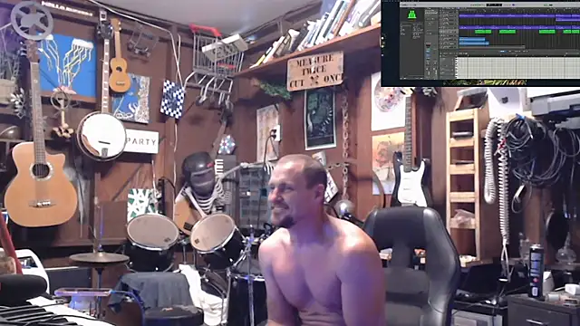 Snapshot of itsjameswebbscope chatting on 19, 10, 2025 itsjameswebbscope online show from 19, 10, 2025