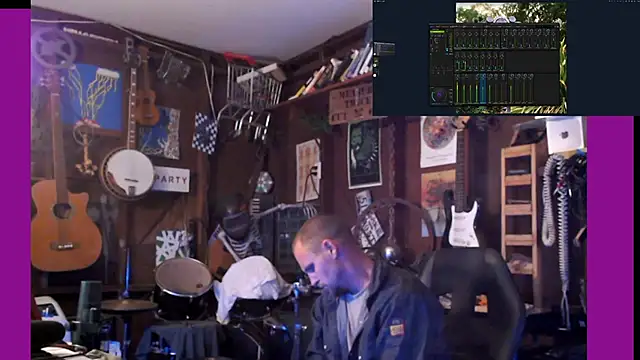 Snapshot of itsjameswebbscope chatting on 21, 10, 2025 itsjameswebbscope online show from 21, 10, 2025