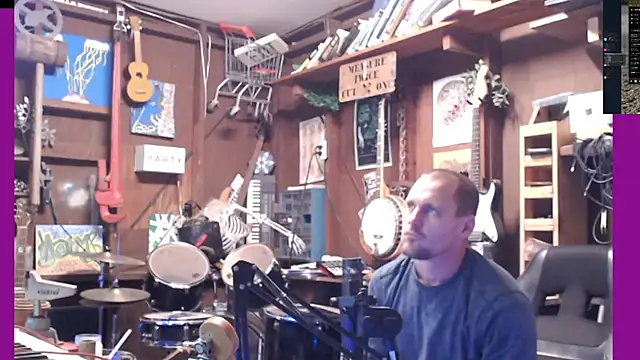 Snapshot of itsjameswebbscope chatting on 13, 11, 2025 itsjameswebbscope online show from 13, 11, 2025