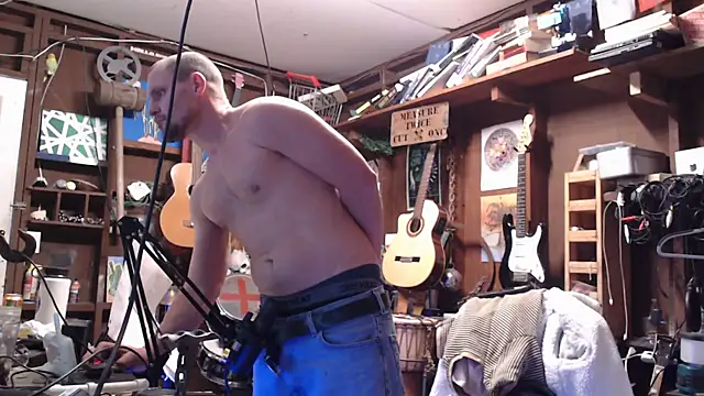 Snapshot of itsjameswebbscope chatting on 5, 1, 2026 itsjameswebbscope online show from 5, 1, 2026