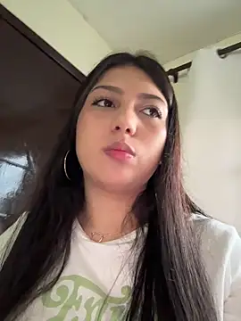 Maii chan online show from 25, 1, 2025