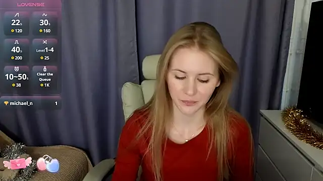 Snapshot of IsabelAllen chatting on 17, 12, 2024 IsabelAllen online show from 17, 12, 2024