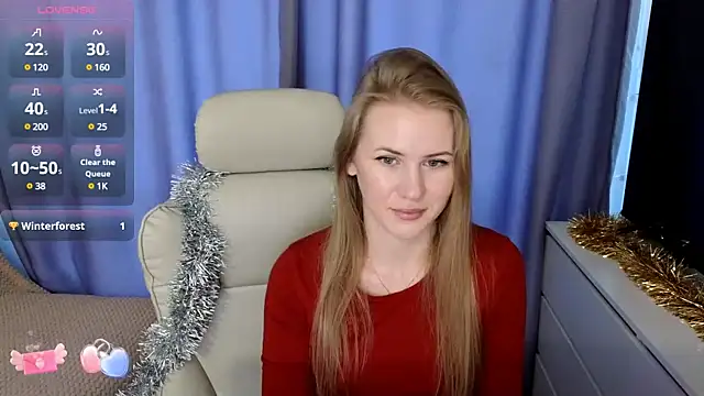 Snapshot of IsabelAllen chatting on 5, 1, 2025 IsabelAllen online show from 5, 1, 2025