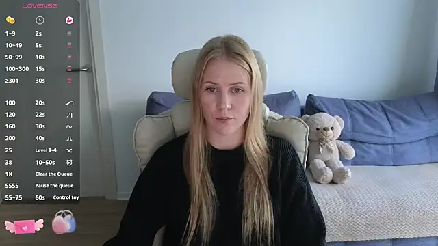 Snapshot of IsabelAllen chatting on 25, 9, 2025 IsabelAllen online show from 25, 9, 2025