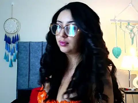 EvoletFMK online show from 10, 10, 2025