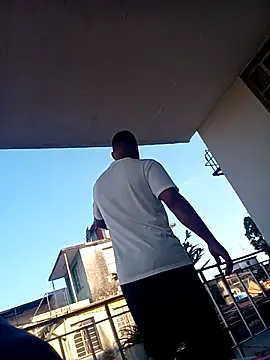 adriel perez online show from 17, 2, 2026