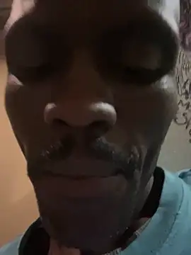 Snapshot of BringBackLostLover chatting on 4, 10, 2025 BringBackLostLover online show from 4, 10, 2025