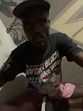 Snapshot of BringBackLostLover chatting on 15, 10, 2025 BringBackLostLover online show from 15, 10, 2025