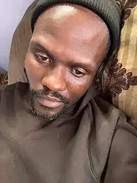 Snapshot of BringBackLostLover chatting on 18, 11, 2025 BringBackLostLover online show from 18, 11, 2025