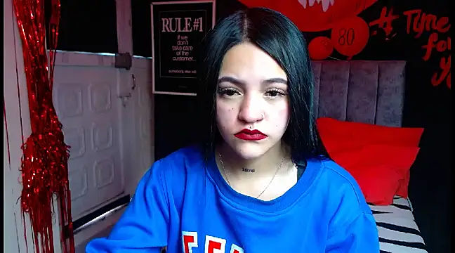 Violettasquirt online show from 10, 3, 2025