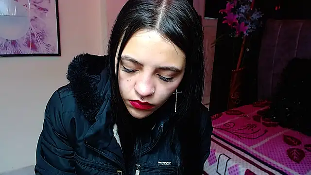 Violettasquirt online show from 6, 11, 2025