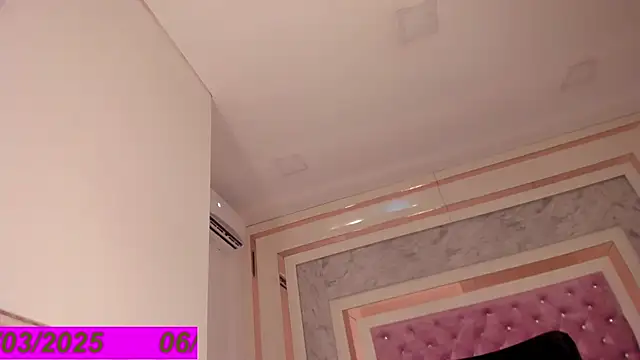 Isabel Escorcia online show from 6, 3, 2025