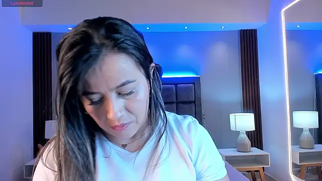 Susann Ross online show from 13, 9, 2025