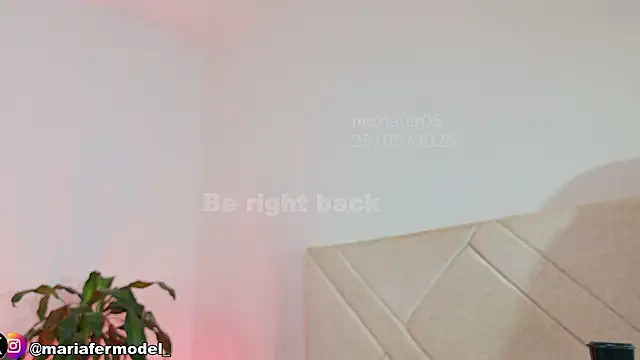 Mariafer05 online show from 25, 5, 2026