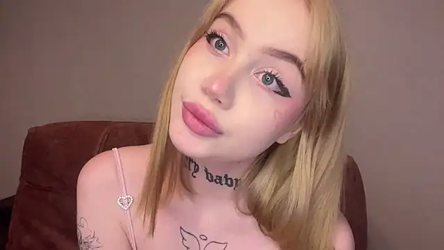 Snapshot of hanna_cry_baby chatting on 26, 2, 2025 hanna cry baby online show from 26, 2, 2025