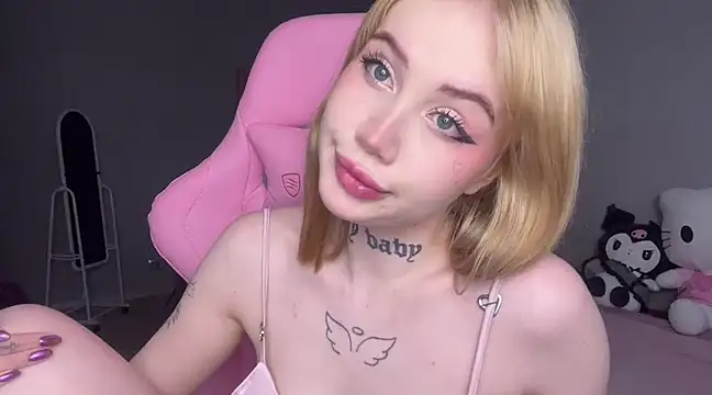 Snapshot of hanna_cry_baby chatting on 2, 3, 2025 hanna cry baby online show from 2, 3, 2025