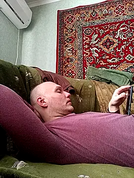 Pineapple04 online show from 17, 1, 2026