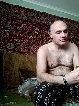 Pineapple04 online show from 16, 5, 2026