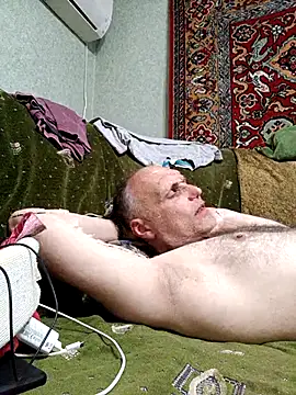 Pineapple04 online show from 25, 5, 2026