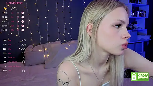 Snapshot of aneta_alisha chatting on 17, 11, 2025 aneta alisha online show from 17, 11, 2025