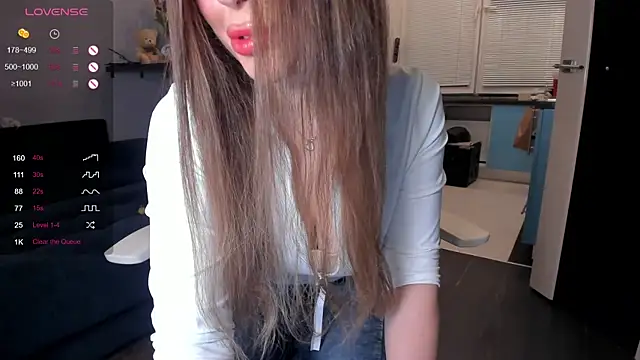 wwildfox online show from 12, 3, 2025