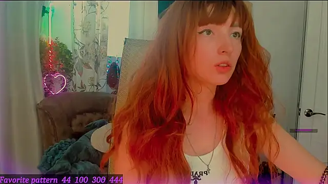 Toxic Ellies online show from 16, 4, 2026