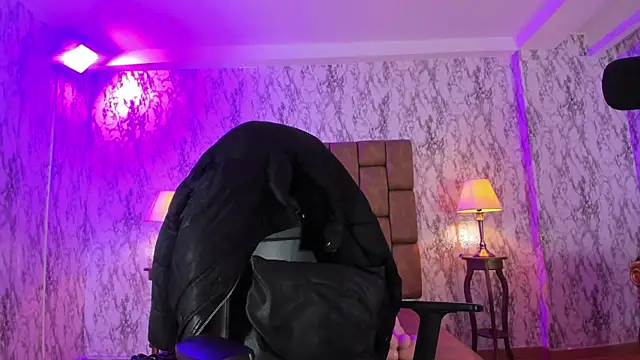 Camila Chainn online show from 21, 3, 2025