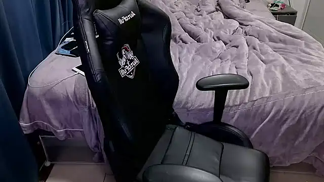 Snapshot of Angelababy001 chatting on 17, 1, 2025 Angelababy001 online show from 17, 1, 2025