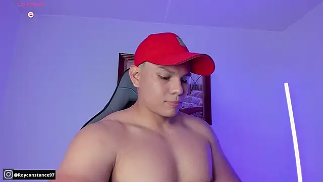 Snapshot of RoyConstance chatting on 28, 11, 2025 RoyConstance online show from 28, 11, 2025