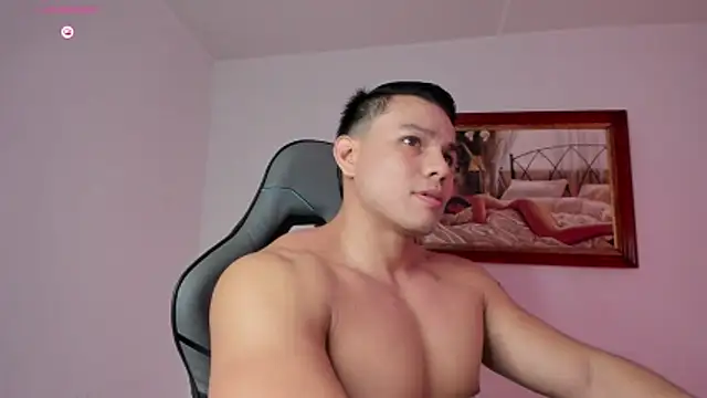 RoyConstance online show from 10, 4, 2026