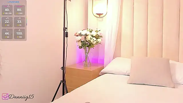 kosmic Angel online show from 4, 3, 2026