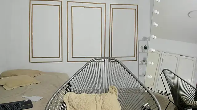 flavia cruz online show from 20, 9, 2025