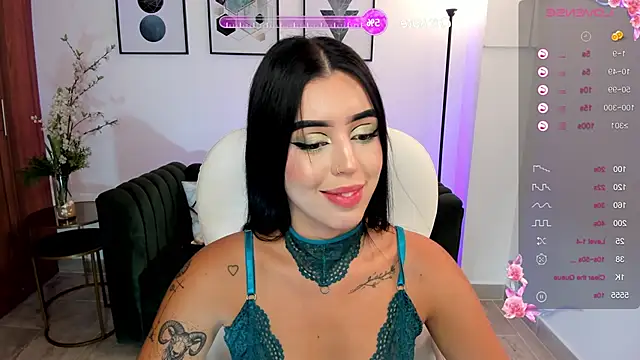 zoee jackson online show from 18, 1, 2025