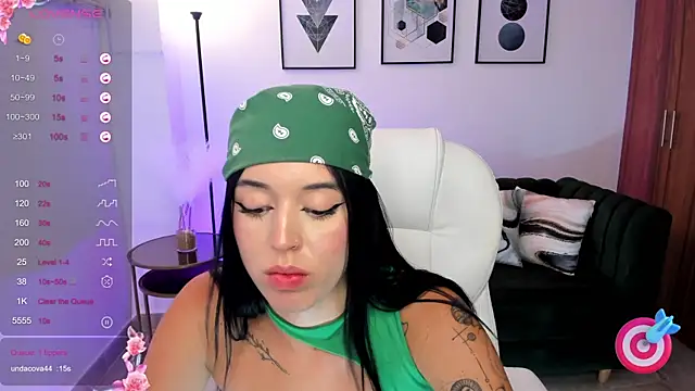 zoee jackson online show from 24, 1, 2025