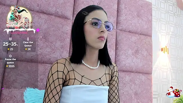 LilitRobins online show from 3, 1, 2025