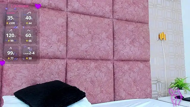 LilitRobins online show from 20, 2, 2025