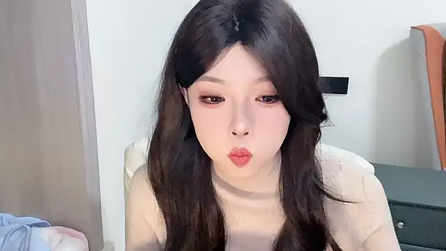 Snapshot of Q-ing chatting on 11, 2, 2025 Q-ing online show from 11, 2, 2025