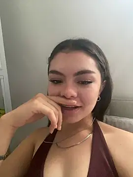 Luisa0110 online show from 6, 3, 2026