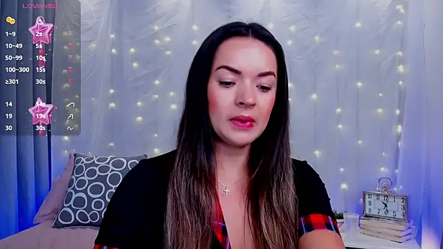 Snapshot of lennabell chatting on 5, 3, 2025 lennabell online show from 5, 3, 2025