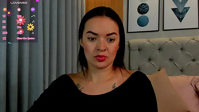 Snapshot of lennabell chatting on 8, 9, 2025 lennabell online show from 8, 9, 2025