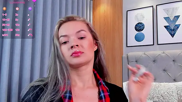 Snapshot of lennabell chatting on 3, 12, 2025 lennabell online show from 3, 12, 2025