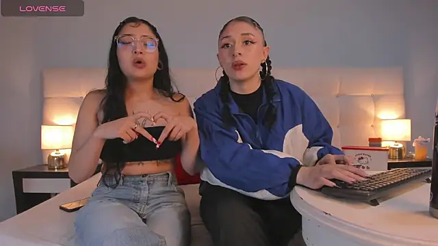 Cintya Kros online show from 10, 1, 2025