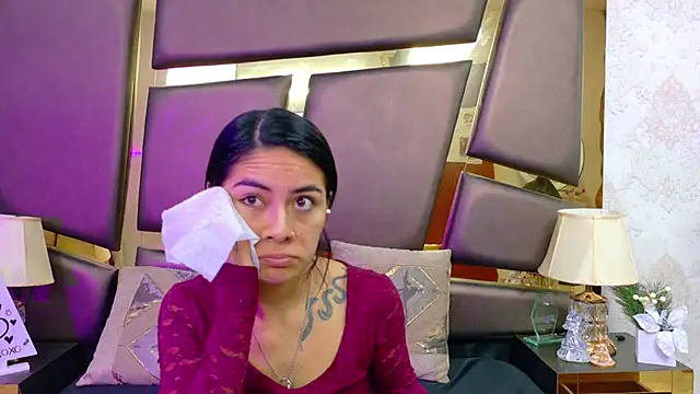 Snapshot of NicoleEsposito chatting on 17, 2, 2026 NicoleEsposito online show from 17, 2, 2026