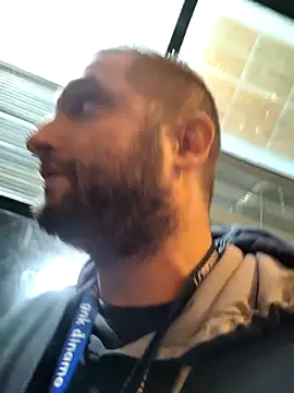 Snapshot of Zlyzloba21 chatting on 14, 10, 2025 Zlyzloba21 online show from 14, 10, 2025