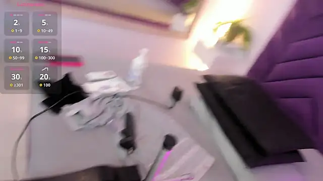 Snapshot of Maddyjohnsonn chatting on 6, 2, 2026 Maddyjohnsonn online show from 6, 2, 2026