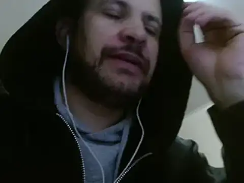 camiloking1720 online show from 24, 1, 2025